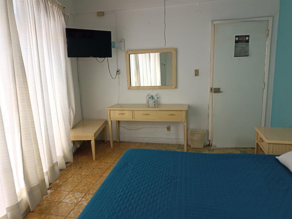Hotel San Carlos Irapuato Eksteriør billede